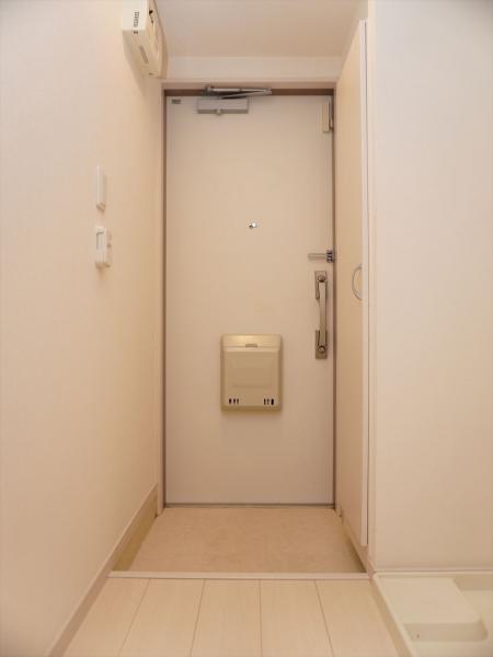玄関　玄関