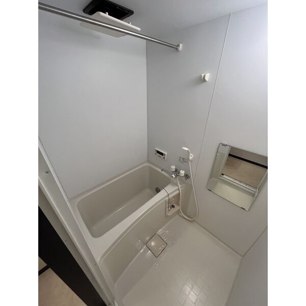 バス・シャワールーム　ゆったり過ごせるお風呂です