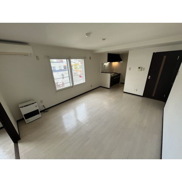 居室・リビング　ゆったりとした居間です