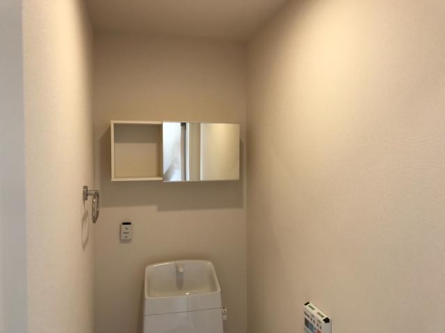 トイレ　トイレ