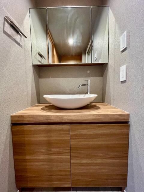 洗面設備　写真は同タイプ住居です。