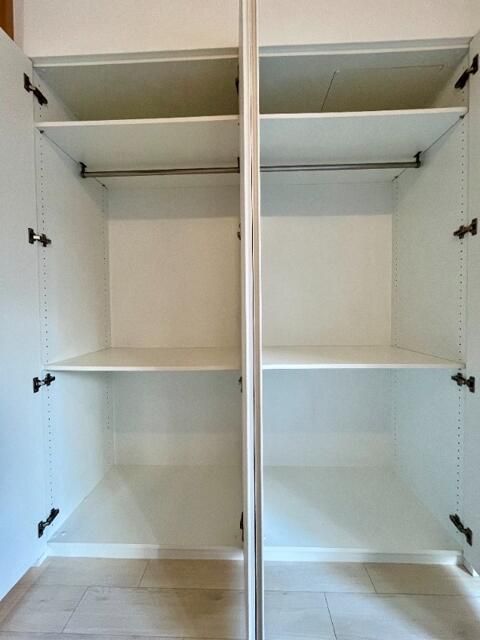 収納　写真は同タイプ住居です。