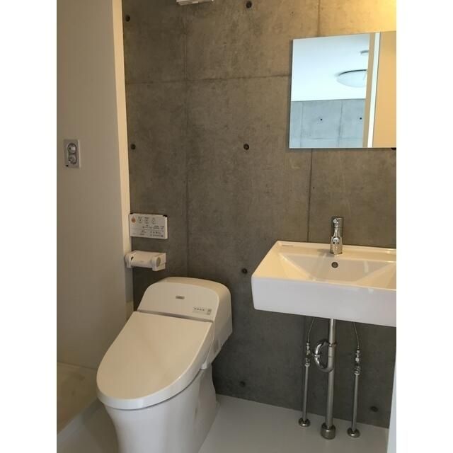 トイレ　別部屋参考写真