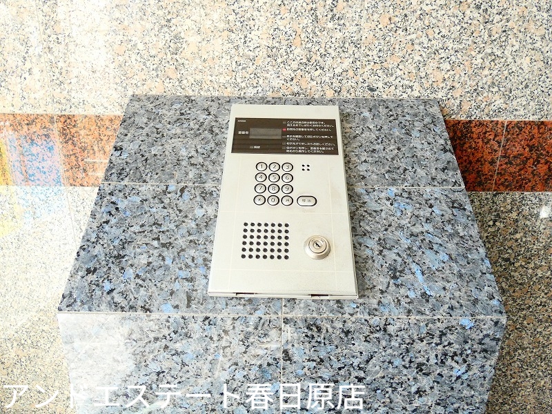 セキュリティ　安心のオートロック付き