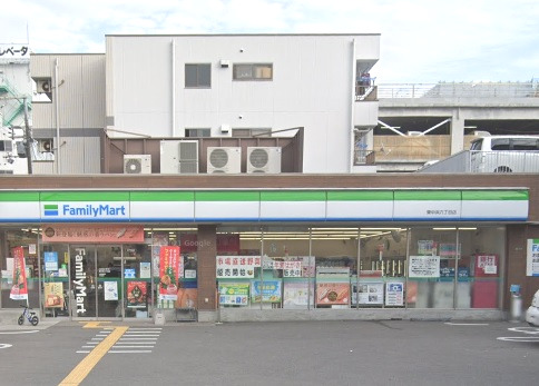 コンビニ　ファミリーマート 東中浜六丁目店（コンビニ）まで725m