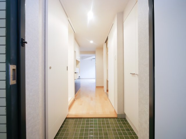 玄関　別号室のものです。現状優先なります。