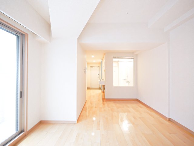 居室・リビング　別号室のものです。現状優先なります。