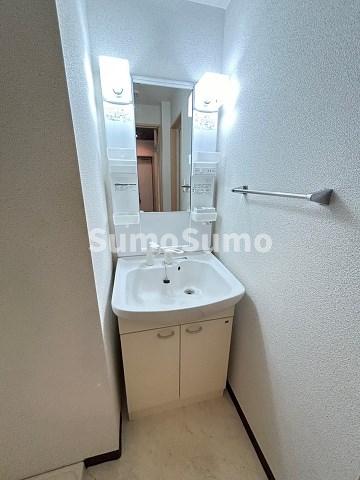 洗面設備　忙しい朝には欠かせない洗面所です