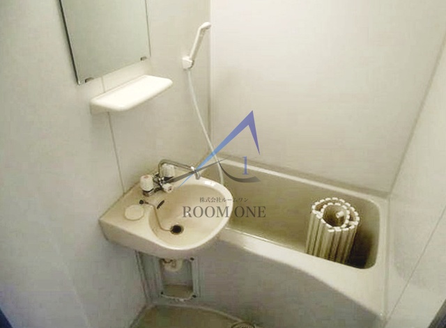 バス・シャワールーム　お風呂です。