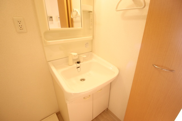 洗面設備　※別室の参考写真の為、現況優先です。