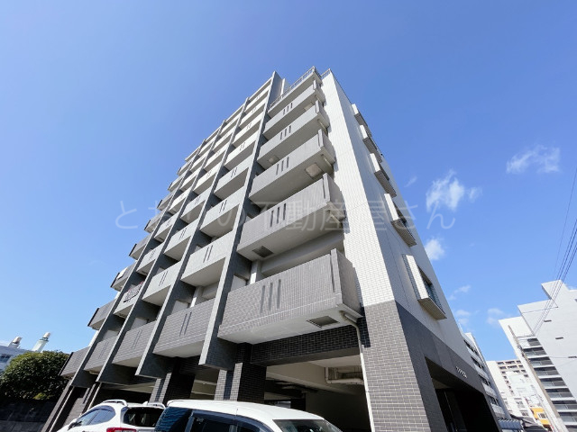 建物外観　アクア広島　外観