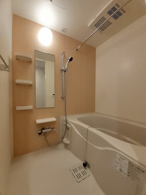 バス・シャワールーム　バス