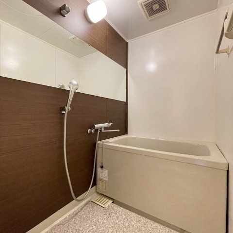 バス・シャワールーム　同仕様タイプです