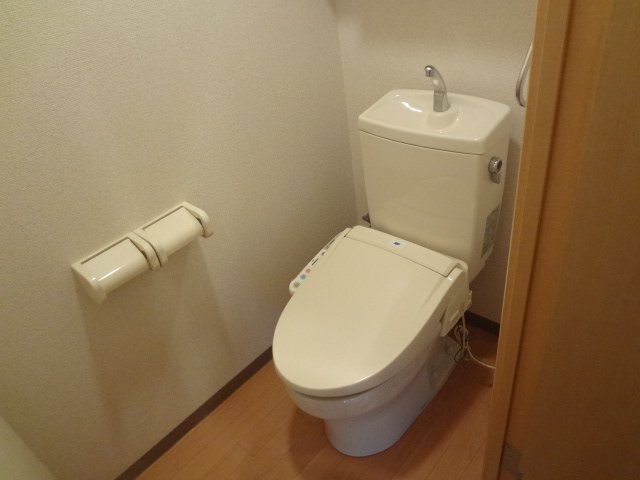 トイレ　シャワー付トイレ