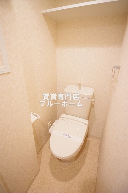 トイレ　ウォシュレット付き！