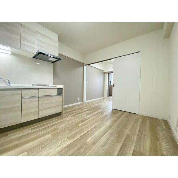 居室・リビング　LDK8帖