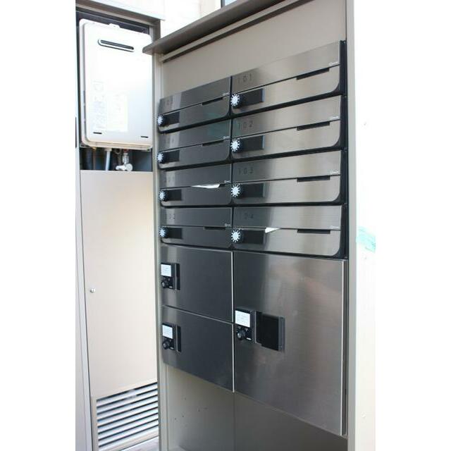 エントランス　ポスト