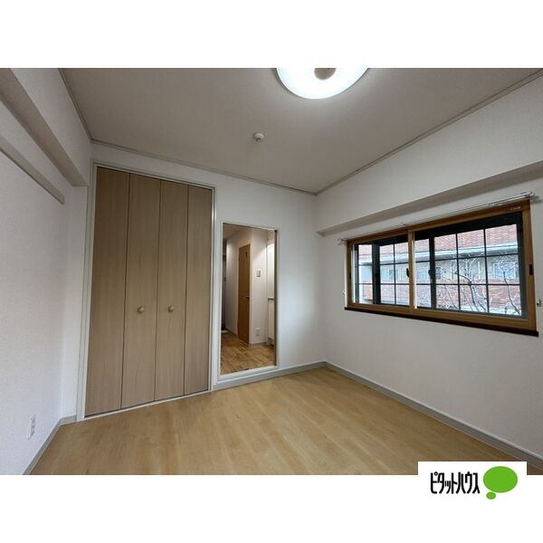 居室・リビング　他号室の写真です。