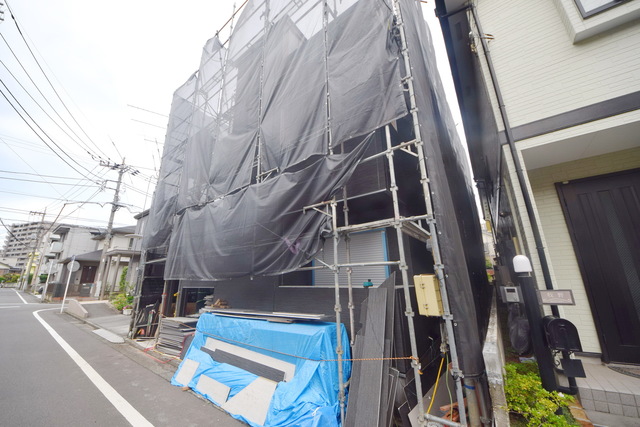駐車場　～完成が楽しみ～