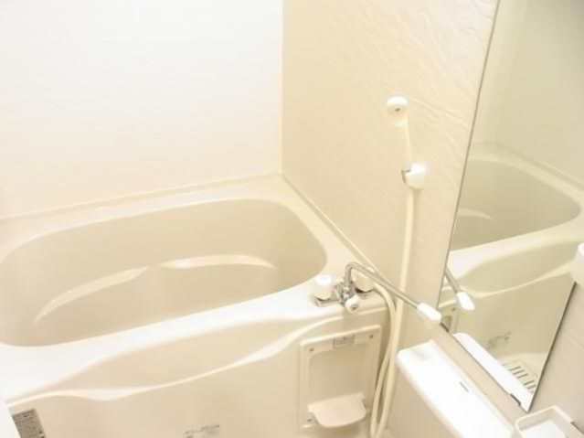 バス・シャワールーム　風呂
