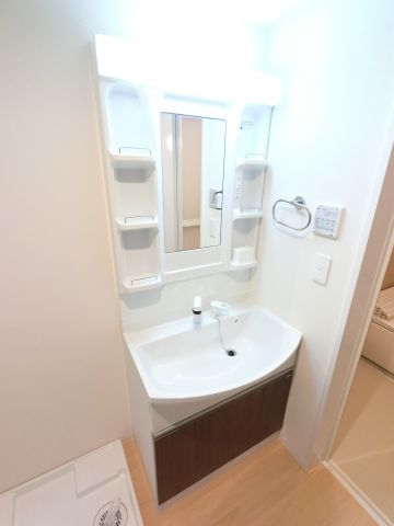 洗面設備　※類似写真になります