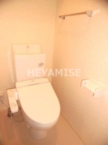 トイレ　※同物件、別間取りの写真でございます※現況を優先します※