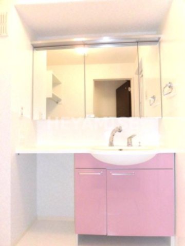 洗面設備　※同物件、別間取りの写真でございます※現況を優先します※