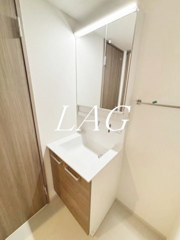 洗面設備　洗面台です。