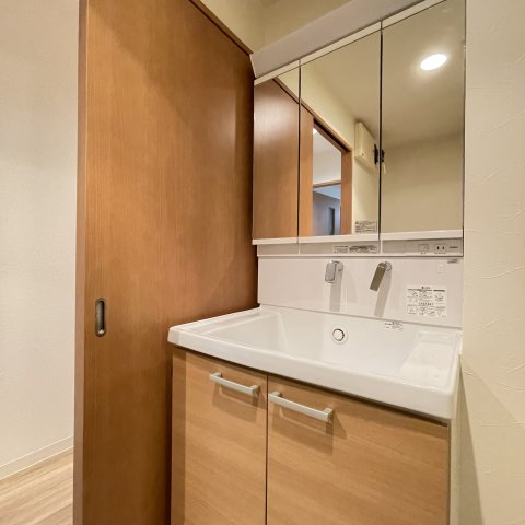 洗面設備　同仕様タイプです