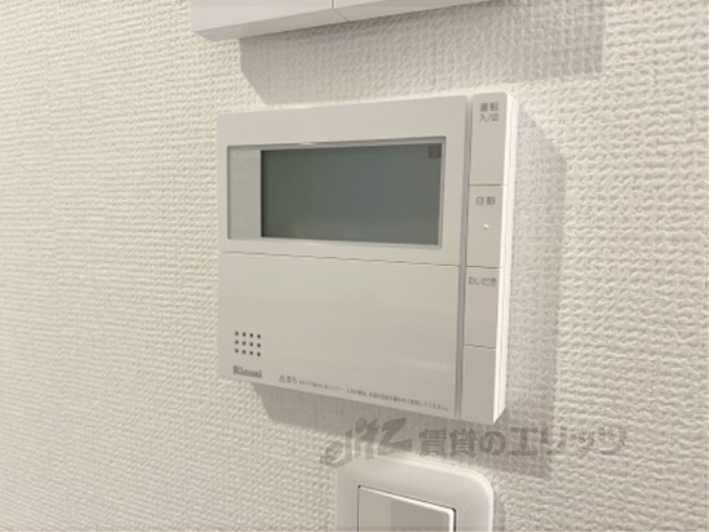 その他設備　給湯器リモコン