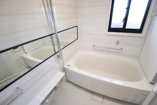 バス・シャワールーム　※別室の参考写真の為、現況優先です。