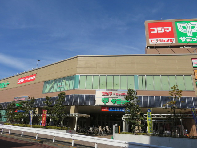 スーパー　サミットストア成城店（スーパー）まで332m