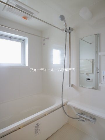 バス・シャワールーム　★《見学予約受付中》仲介手数料最大無料にてご紹介★