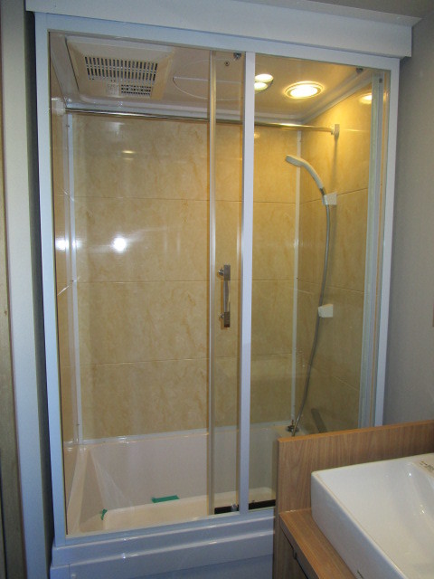 バス・シャワールーム