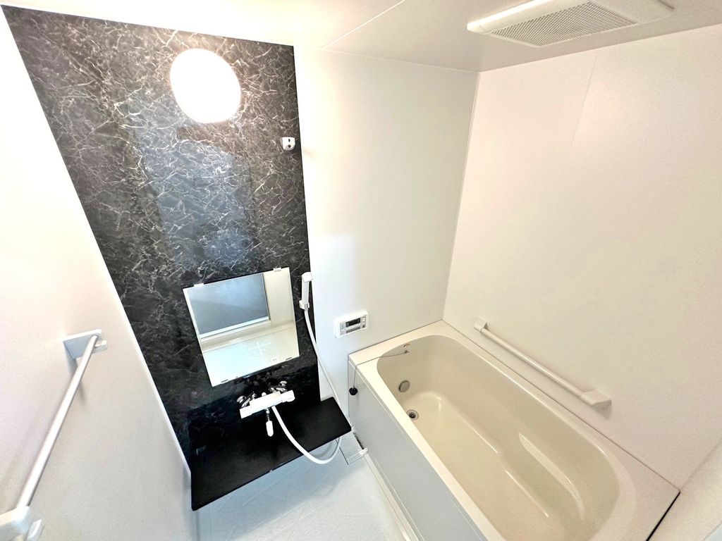 バス・シャワールーム　洗面