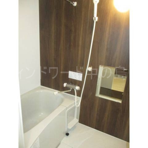 バス・シャワールーム　詳細は、ウィンドワード中の島店までご相談下さい。