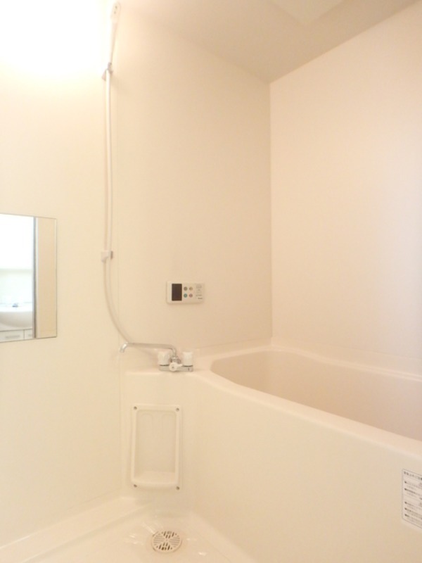 バス・シャワールーム　図面と現状に相違がある場合には現状を優先