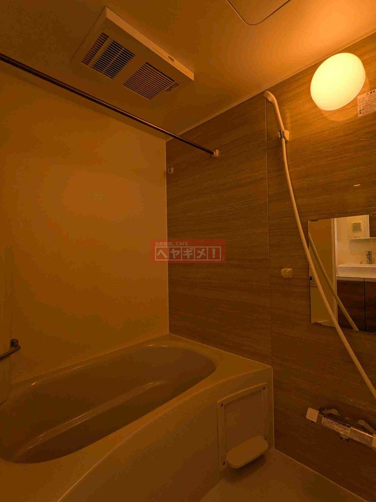 バス・シャワールーム　バス