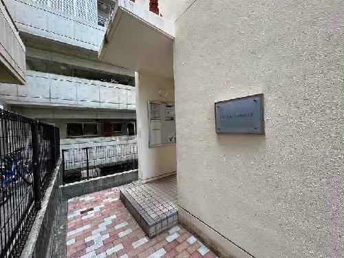 エントランス　現状と異なる場合には、現状を優先致します。