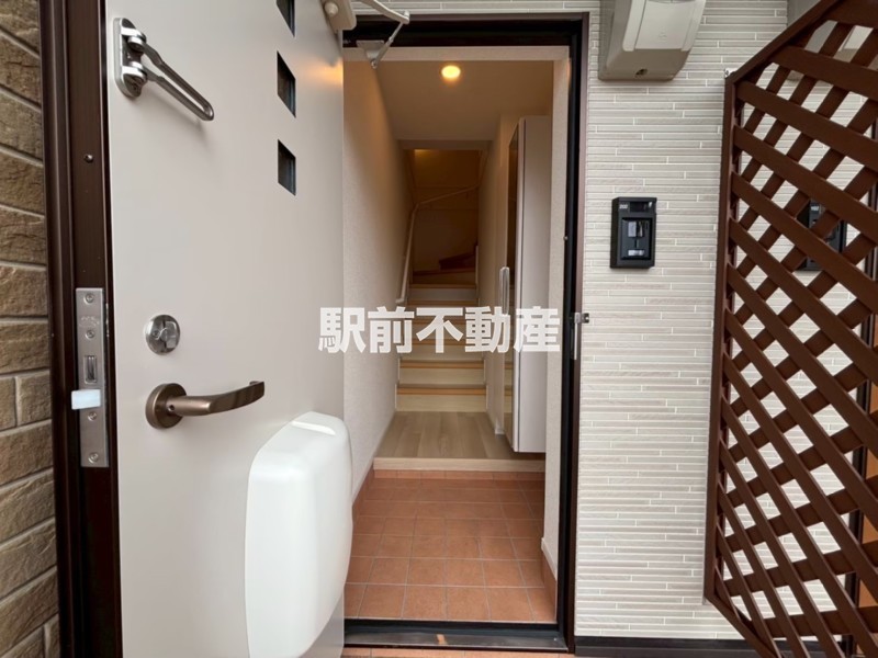 玄関　類似物件