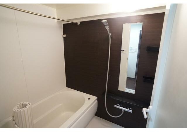 バス・シャワールーム　嬉しい追い焚き付きです♪