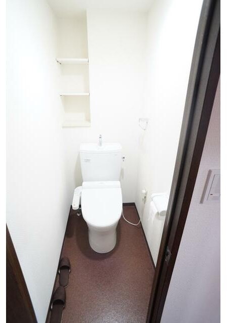 トイレ　嬉しい温水洗浄便座♪