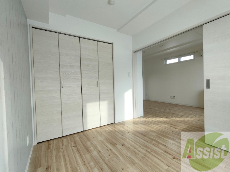 その他部屋・スペース　寝室です。二部屋をどう使うかはあなた次第です！