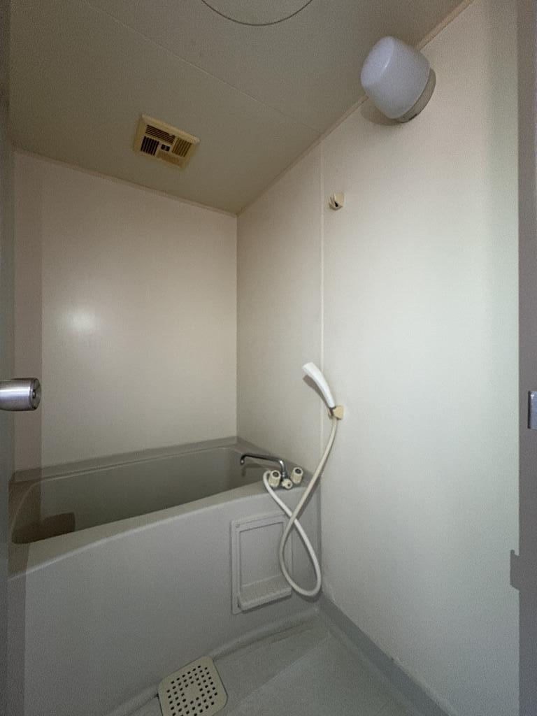 バス・シャワールーム　◆こちらの物件のお問合わせは、蕪木不動産へお問合せ下さい◆