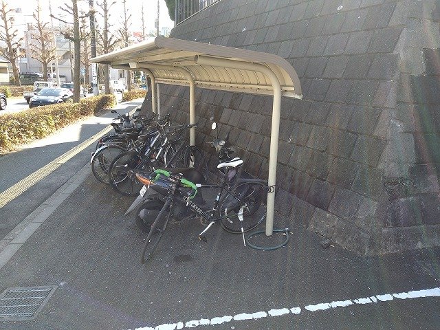 その他共有部分　駐輪場　原付＆自転車のみ駐輪可能