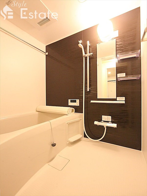 バス・シャワールーム　バスルーム