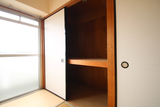 収納　※写真は別室の参考写真です。現況優先。