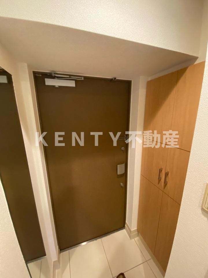 玄関　落ち着いた玄関です