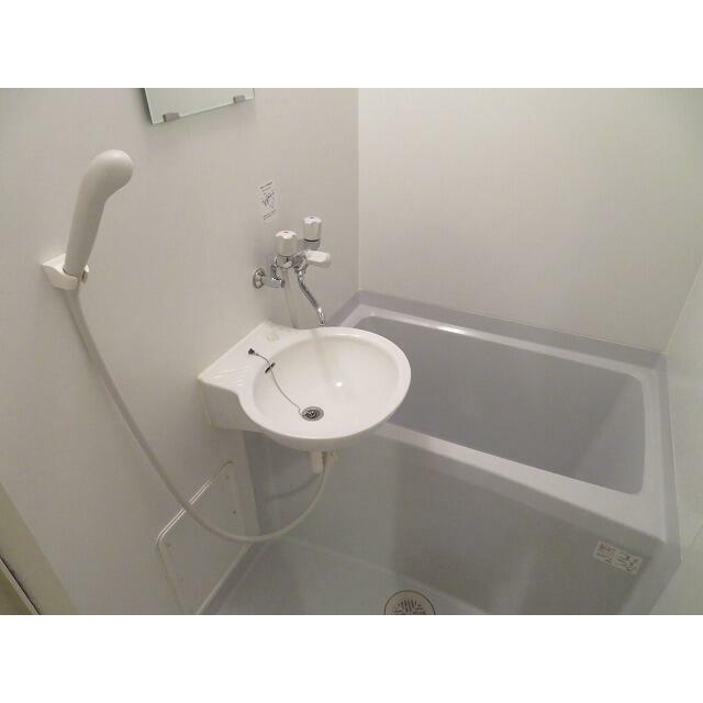 バス・シャワールーム　バス