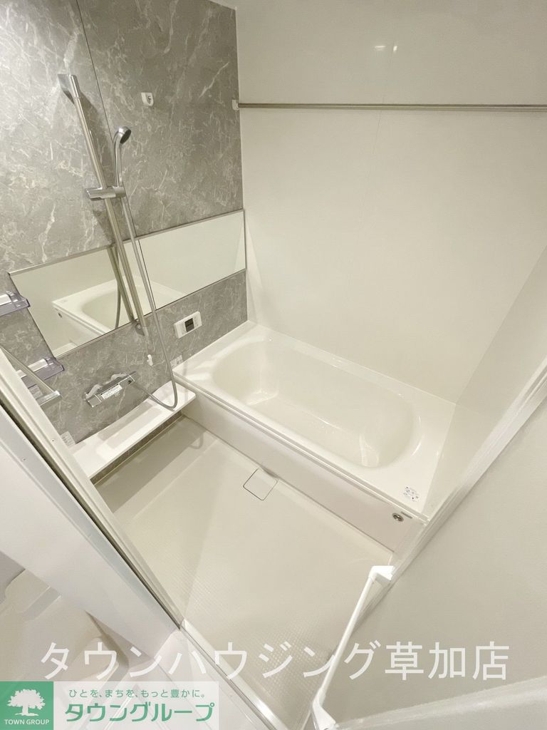 バス・シャワールーム　バス